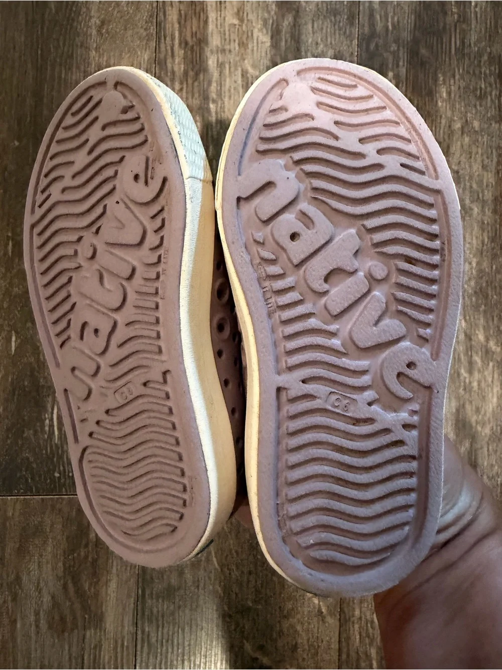 Native Kids Water Shoes in Lavender with White Toe Cap